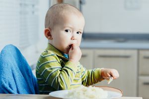 孕妇吐得厉害吃12种食物缓解 孕妇吐得厉害试试这12种食物缓解吧