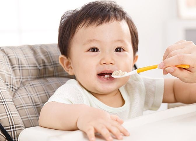 孕早期吃虾对胎儿好吗？孕妇怎么均衡饮食？