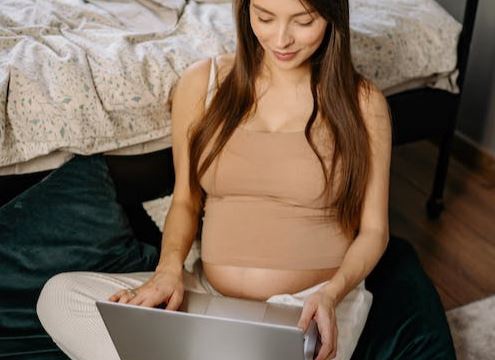 为何会出现怀孕期间没食欲的情况？孕期没食欲会对母婴健康有什么影响？